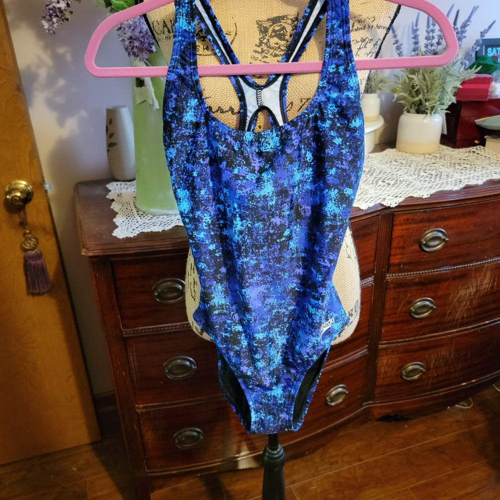 Speedo Swimsuit - Picture 2 of 5